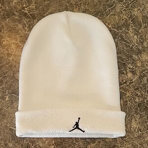 Air Jordan Peak Essentials White Jumpman Beanie Knitted Winter Hat OSFM